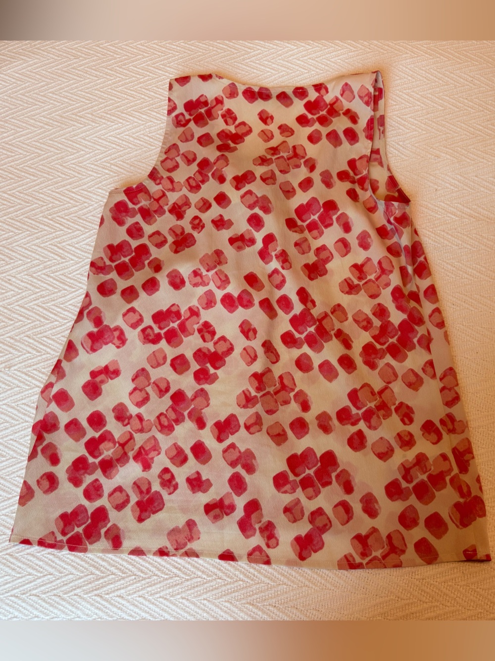 LOFT Pink Patterned top 🩷 - Picture 4 of 4